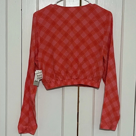 BP Surplice V-Neck Crop Top - Picture 7 of 7